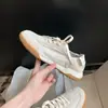 Versión de Piel de Vaca~Estilo Ma Mismo Uva 2026 Nuevas Zapatillas Deportivas Versátiles Casuales Transpirables Zapatos de Entrenamiento Alemanes Zapatos de Forrest Gump para Mujer