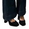 Primavera 2026 Nuevos Zapatos de Tacón Alto de Plataforma Impermeables Tacón Grueso Boca Baja Francesa Zapatos Individuales para Mujer Aumento de Altura Suela Gruesa Zapatos Blancos Pequeños de Cuero