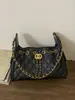 Envío transfronterizo de bolso cruzado de moda simple para mujer, acolchado elegante de alta gama, gran capacidad, con cadena para el hombro y para llevar debajo del brazo
