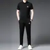 Nuevo Traje Deportivo Casual de Verano para Hombre con Cuello Camisero, Camiseta de Manga Corta, Conjunto de Dos Piezas de Moda Tendencia para Hombre, Ropa Ligera para Hombre
