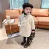 Abrigo para Niñas de Comercio Exterior 2026 Invierno Nuevo Modelo Infantil Acolchado Grueso Elegante de Doble Botonadura Abrigo de Lana de Primavera Ropa Infantil