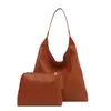 Bolso pequeño de mano de estilo coreano de moda transfronterizo para mujer, nueva colección de invierno 2026, bolso de hombro simple y retro, bolso de axila con diseño anidado