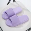 Chinelos de Eva para Banheiro de Verão para Mulheres, Chinelos Indoor de Solado Fino de Secagem Rápida para Uso em Casa, Uso em Hotel e Casa, Chinelos Atacado para Homens