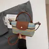 Bolsa Transversal Tecida de Nicho da Moda para Mulheres, Bolsa de Palha, Bolsa de Ombro Estilo Casual, Nova Bolsa de Mão Color-Blocking Estilo Coreano 2026