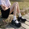 Sapatos de Couro com Bico Redondo para Mulheres, Temporada de Primavera, Estilo Britânico, Inspirados na Chanel, Estilo Uniforme JK Japonês, Sola Grossa, Sapatos Mary Jane com Tira Única