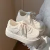 Diseño original, populares zapatillas de plataforma de suela gruesa para mujeres bajitas, nueva colección otoño 2026, zapatillas blancas versátiles y casuales para mujer