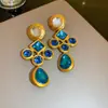 Pendientes Vintage de Segunda Mano Aguja de Plata Plisado Corazón Rojo Pendientes de Metal Pendientes Personalizados Retro Fabricante Venta al por Mayor