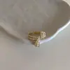 Anillo de Apertura Elegante de Lujo Ligero de Gama Alta con Nudo de Perla y Circonita Diseño Retro de Nicho Anillo de Personalidad Simple