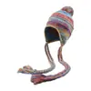 Chapéu retro transfronteiriço com alça de cordão colorida, boné de moletom, gorro de tricô quente com franja, proteção para as orelhas feminina, boné de lã que rejuvenesce