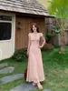 Vestido de Verano Talla Grande con Tejido Fluido como Nubes, Temperamento Suave, Jacquard de Lunares, Cuello con Lazo, Empalme de Encaje y Diseño Cortado al Bies para Mujer