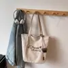Versión Coreana Ins Otoño e Invierno Nuevo Bolso Tote Lindo de Perro de Aspecto Elevado Bolso Cruzado Ligero de Gran Capacidad para Mujer