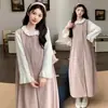 Ropa de maternidad otoño e invierno vestido peto de pana rosa capa interior de encaje conjunto de dos piezas cuello de muñeca conjunto de ropa exterior larga