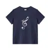 Camiseta Blanca de Hombro Recto con Cuello Redondo y Mangas Cortas para Mujer, Nuevo Estilo de Verano con Diseño de Nicho Americano, Top Casual Versátil de Manga Corta