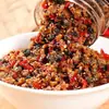Carne de Caracol com Pimenta Colorida de Hunan, um Acompanhamento Perfeito para Macarrão e Arroz, Essencial para Refeições, Sabor Autêntico de Hunan, Prato Instantâneo Pronto para Comer