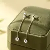 Brincos longos de prata de lei S925 com zircônia para mulheres, luxo leve, brincos de nicho de alta qualidade, brincos de franja simples e versáteis no atacado