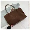 Bolso tote minimalista de alta gama para mujer, nuevo bolso retro de moda de gran capacidad para el trabajo, bolso de un solo hombro para madre e hija, moderno