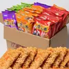Jiuzhou Cinco Sabores Palmito Crocante Macarrão Seco Instantâneo Caixa Fechada Atacado 8090 Lanches Nostálgicos Lanches