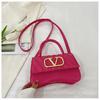 Bolso Retro de Axila para Mujer 2025 Nuevo Estilo Bordado en Relieve Bolso de Hombro de Moda Bolso Cuadrado Pequeño Bolso de Axila Texturizado