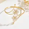 Pulseira Aberta Flor com Gotejamento de Óleo Cravejada com Diamantes Estilo Retrô para Mulheres, Anel de Braço de Moda de Alto Padrão, Joia de Mão Estilo Moda Europeu e Americano Atacado