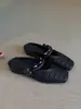 Moda y estilo, las mules cuadradas súper populares para mujer de 2026 con una sola tira, medias pantuflas y sandalias para uso exterior en verano