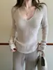 Suéter de malha de manga comprida slim fit para mulheres, camisa base de lã com decote em V, top, nova coleção outono/inverno 2026