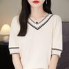 Camiseta de Manga Curta com Decote em V para Mulheres Verão Nova Blusa Feminina Fina com Decote Coração Camiseta de Meia Manga Tricô Imitação de Lã