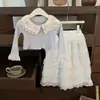 Nuevo Conjunto de Niña Primavera y Otoño 2026: Conjunto de Dos Piezas: Cárdigan Azul Claro Manga Larga + Falda Larga de Encaje Blanco