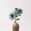 Flor de rosa de seda francesa de 3 cabezas suave, arreglo floral de firma de boda de nicho, decoración suave para jarrón de sala de té con flores artificiales