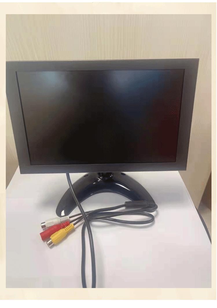 由于工业液晶显示器的智能化操作，使操作人员在日常的运行工作当中可以通过对生产参数进行不尽相同的数值设置，便可以在可控时间内完成标准合格产品的批量生产工作，因此在工业领域对工业液晶显示器的充分使用在一定程度迅速得提高了工业生产的产品的合格点数值。