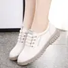 Zapatos Casuales Planos para Mamá Slip-ons Cómodos Zapatos de Viaje Zapatos de Cuero Genuino para Mujeres de Mediana Edad Versátiles Zapatos Perezosos Venta al por Mayor Transfronteriza Dropshipping