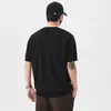 Camiseta de Verão Novo Estilo Falsa Duas Peças com Decote em V e Manga Curta para Homens, Marca Moderna com Toque de Luxo, Camiseta de Malha com Manga Meia-Manga Ajustada na Cintura para Homens
