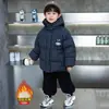 Chaqueta de Algodón para Niños Invierno 2026 Estilo Nuevo Abrigo de Algodón Grueso a Cuadros para Bebé Estilo Invierno Elegante Cálido Sudadera con Capucha de Terciopelo