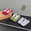 Zapatillas deportivas casuales de malla transpirable con suela gruesa, versátiles para el verano, para mujer, zapatillas de estudiante de moda, zapatillas de entrenamiento alemanas