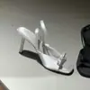 Primer Encuentro con los Zapatos Negros de Tacón Alto de la Temporada para Mujer, Nuevo Modelo Verano 2026, Impresionantes Sandalias con Lazo, Tacones Finos, Estilo Francés de Alta Gama