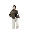 Elegante chaqueta corta de gamuza bordada estilo retro en verde y marrón, una chaqueta corta suave y elegante para otoño