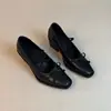 2026 Nuevo Modelo Piel de Oveja de Primera Capa Estilo Francés Silenciosas Retro Moño Punta Cuadrada Mary Janes Zapatos Nuevos de Primavera de Tacón Alto