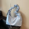 Bolso Tote de Hombro de Gran Capacidad para Comercio Exterior para Mujer 2025 Diseño Nicho Correa de Hombro Plisada Moda Simple Bolso de Axila