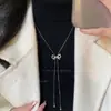 Colar Puxador Borboleta Minimalista Estilo Coreano Cravejado de Diamantes para Mulheres, Corrente Longa para Suéter Exquisite e Elegante de Nicho Estilo Ins