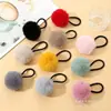 Laços de cabelo de pelo sintético de coelho personalizados pelo fabricante, elásticos de cabelo infantis, acessórios de pompom DIY, pompons de pelo sintético de coelho