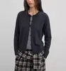 Otoño 2026 Nuevo Estilo Mujer Top Holgado de Manga Larga en Color de Contraste Cárdigan de Punto de Lana de Oveja