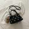 Bolsa feminina minimalista retrô, novo modelo outono 2026, bolsa de ombro estilosa e elegante, bolsa de mão da moda para o dia a dia
