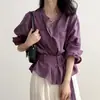 Elegante blusa de estilo europeo de manga larga, corte holgado y con cinturón, nueva colección primavera 2026, entallada a la cintura para la moda femenina