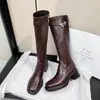 Botas Altas de Tacón Alto con Punta Cuadrada Retro 2026 Otoño/Invierno Adelgazantes para Piernas Aumentadoras de Altura Piel Suave Botas Altas Versátiles para el Trabajo Botas Adelgazantes