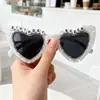 2025 Nuevas Gafas de Sol Love Transfronterizas de Amazon Letra de Diamante para Hombres y Mujeres Gafas con Forma de Corazón para Fiesta Venta al por Mayor en Stock