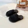 Pantuflas Casuales de Punta Cerrada para Niños 2025 Nuevo Estilo Otoño Exteriores Suela Suave Antideslizantes Pantuflas Birkenstock Pantuflas Cómodas de Media Cobertura