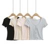 Camiseta Retrô Americana de Corte Justo com Botões de um Lado para Mulheres, Estilo Curto, Barriga de Fora, Gola V, Corte Slim, Costela Vertical, Cardigã Casual Versátil, Manga Curta