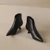 Botas Curtas de Moda Salto Gatinho Francês para Mulheres com Salto Agulha para Outono e Inverno Novas Botas Femininas Elegantes Simples Bico Fino Salto Médio 35-42