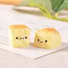 Micro Paisaje Dibujos Animados Postre Pan Pequeño Animal Lindo Comida Juego Decoraciones DIY Accesorios para Llaveros Adornos Pequeños