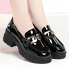 Mocasines 2026 Otoño/Invierno Nuevo Estilo Zapatos Pequeños de Cuero Estilo Británico Estilo Académico Casual Versátil Zapatos de un Solo Color Suela Gruesa Zapatos de Cuero Mujer
