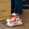 Sapatos Casuais Esportivos Estilo Coreano de Couro Sintético para Mulheres, Tênis Retrô, Tênis Sujos com Estrelas Combinando Cores, Sapatos para Treinamento Moral com Elevação Interna